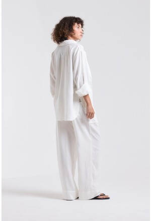 CAMISA SOCIAL ARREDONDADA CAMBRAIA OFFWHITE