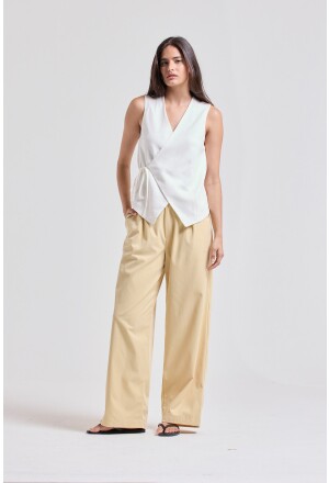 CALÇA RETA ALFAIATARIA DETALHES AMARELO