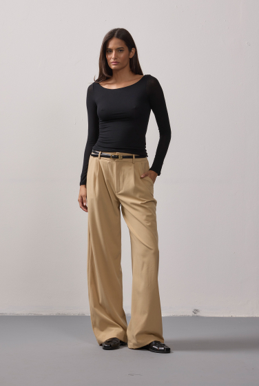 CALÇA PREGAS ALFAIATARIA BEGE