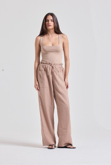 CALÇA FRANZIDA BOLSOS