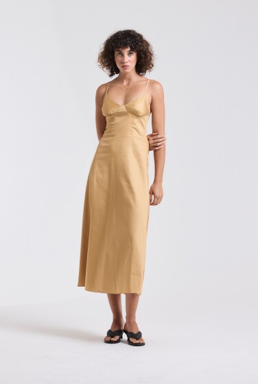VESTIDO CORPETE MIDI CARAMELO