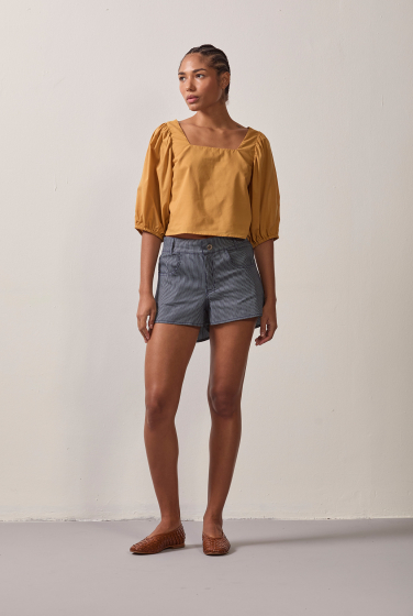 SHORT MINI LISTRAS